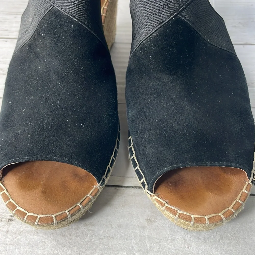 Gentle Souls by Kenneth Cole Black Charli Crisscross Espadrille Wedge Sandals